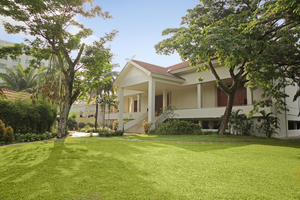 Hotel Aryaduta 4*
